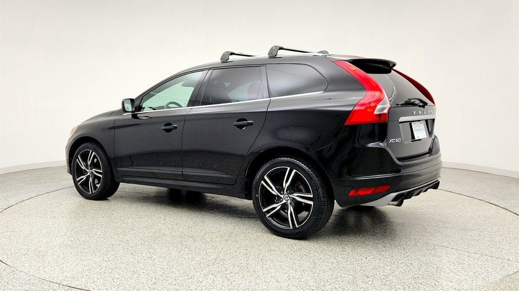 Used 2017 Volvo XC60 T6 R-Design w/ Climate Package AWD/4WD image 7