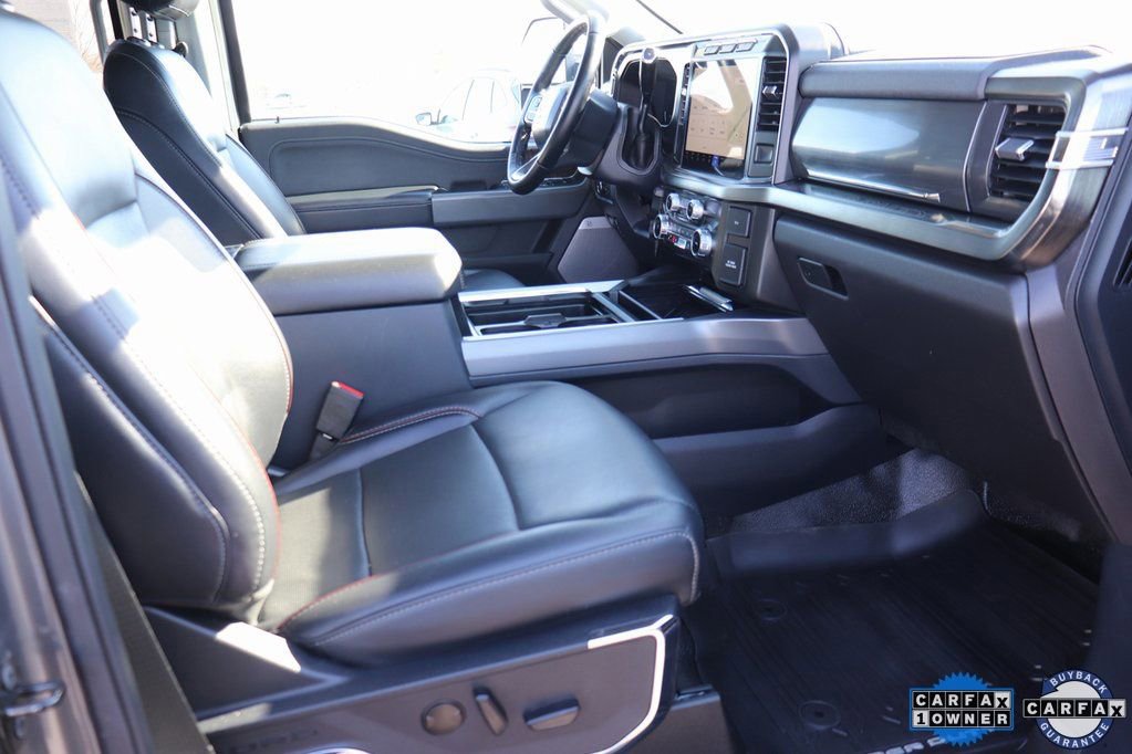 Used 2024 Ford F250 Lariat w/ Chrome Package image 32