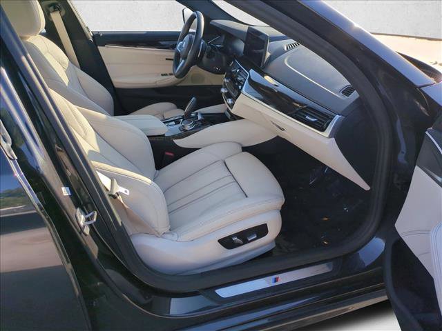 Used 2023 BMW 530e w/ M Sport Package RWD image 22