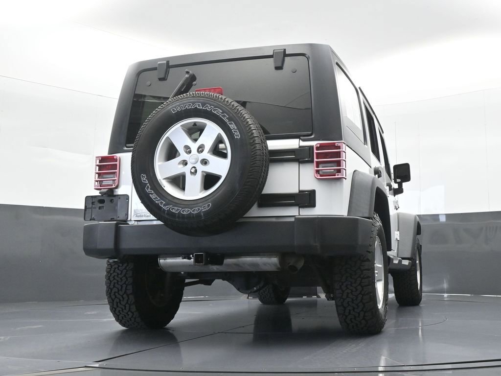 Used 2018 Jeep Wrangler Unlimited Sport S AWD/4WD image 55