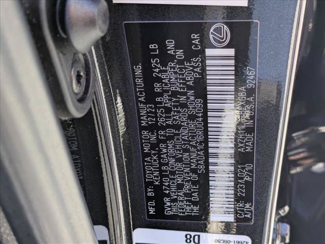 Used 2024 Lexus ES 300h w/ Premium Package FWD image 25