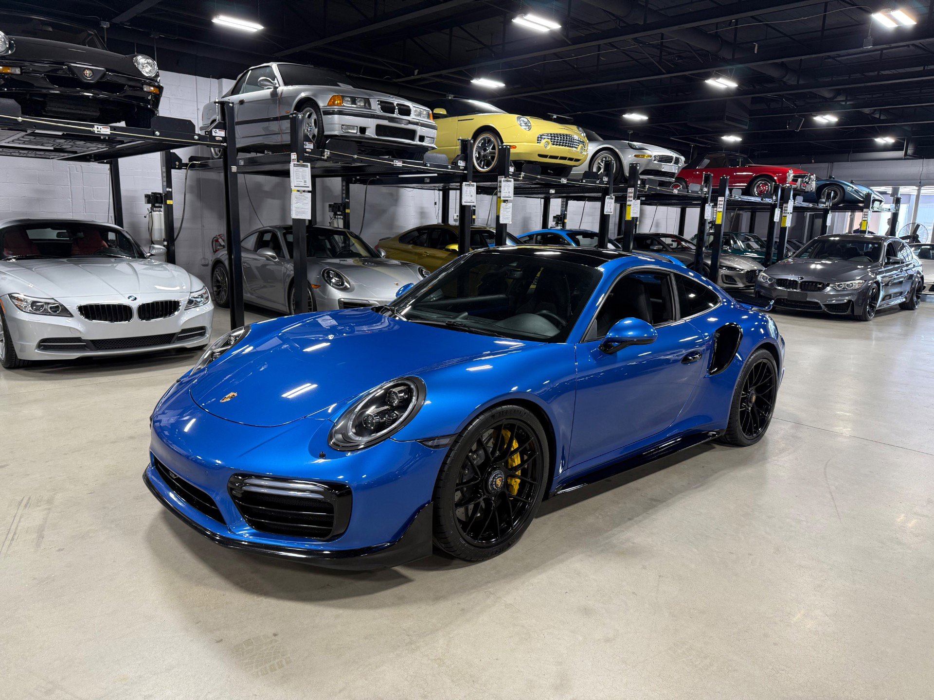 Used 2018 Porsche 911 Turbo S image 1