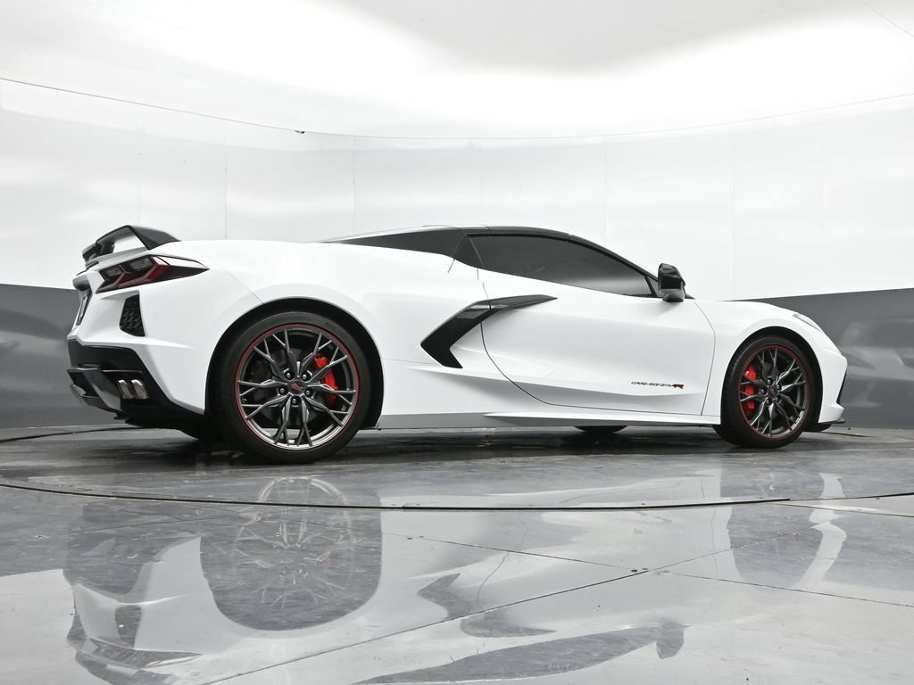 Used 2023 Chevrolet Corvette Stingray Premium Conv w/ Z51 Performance Package RWD image 42