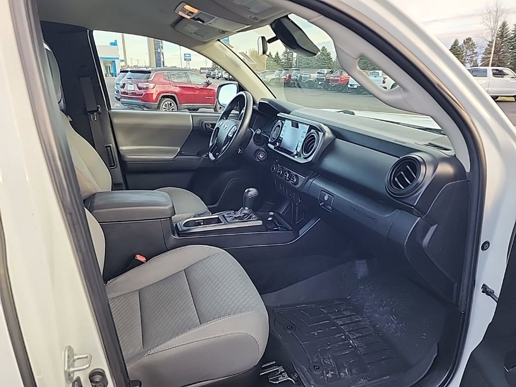 Used 2021 Toyota Tacoma SR image 12