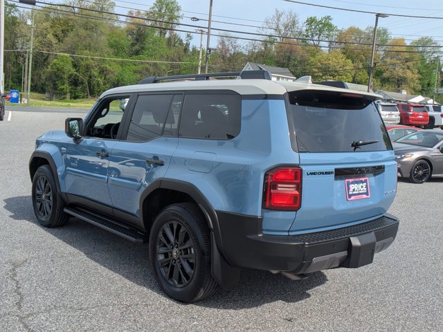 Used 2025 Toyota Land Cruiser w/ Premium Package image 8