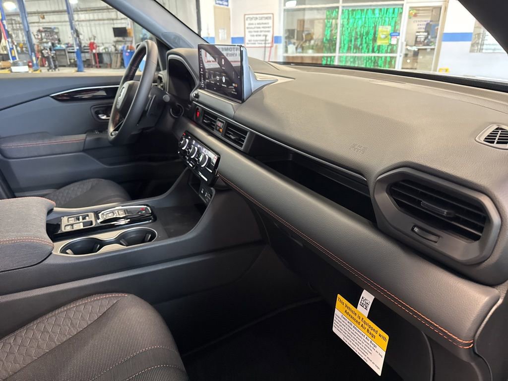 New 2026 Honda Pilot Sport image 29