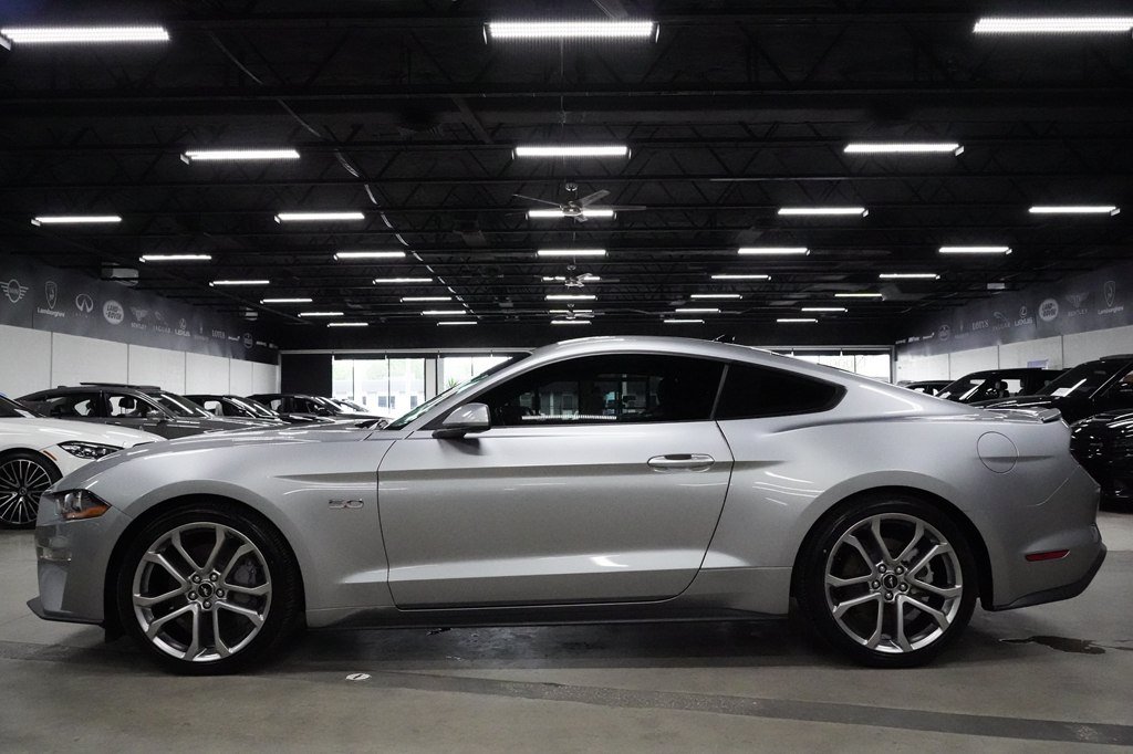 Used 2022 Ford Mustang GT Premium w/ Ford Safe & Smart Package RWD image 2
