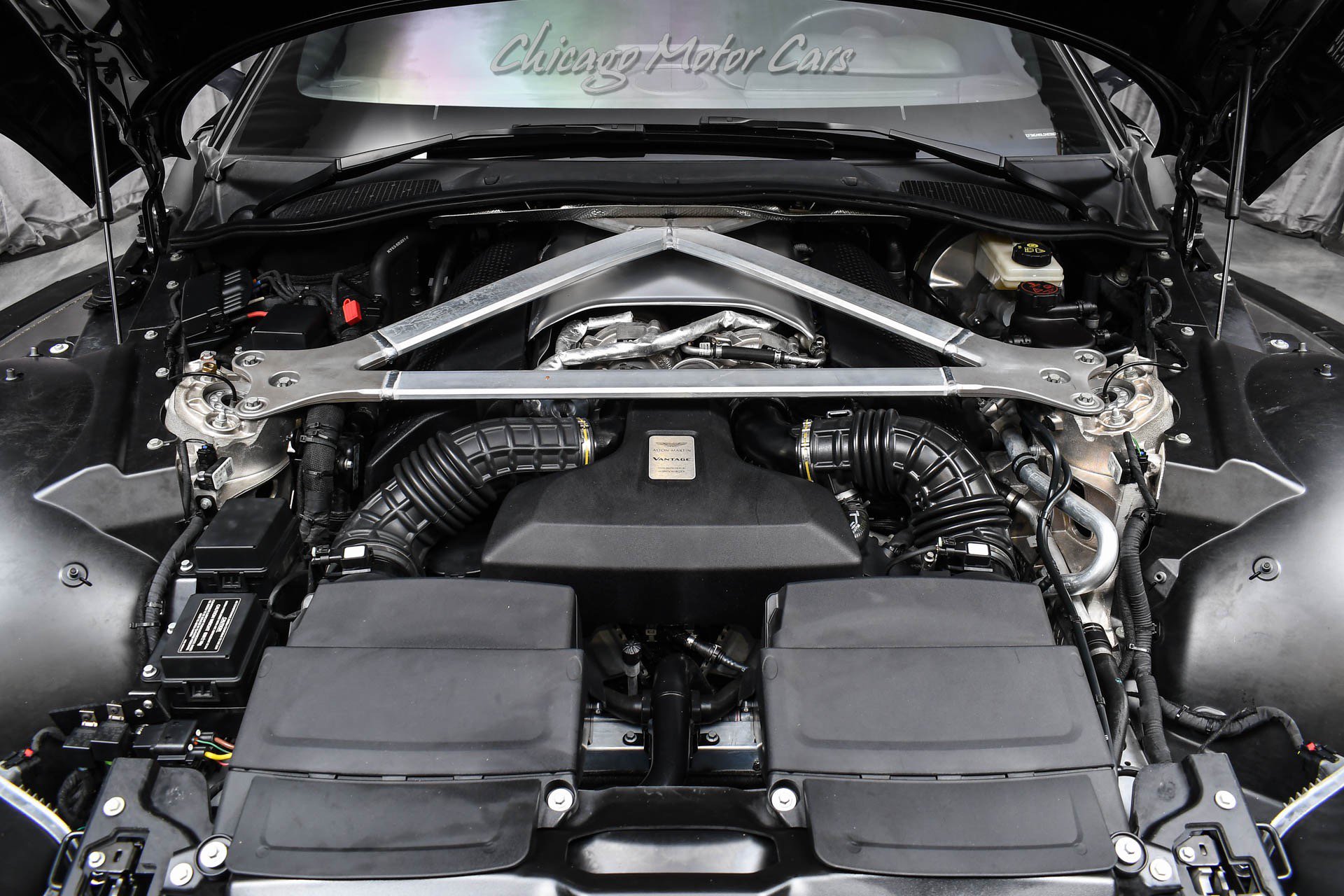 Used 2020 Aston Martin V8 Vantage Coupe RWD image 44