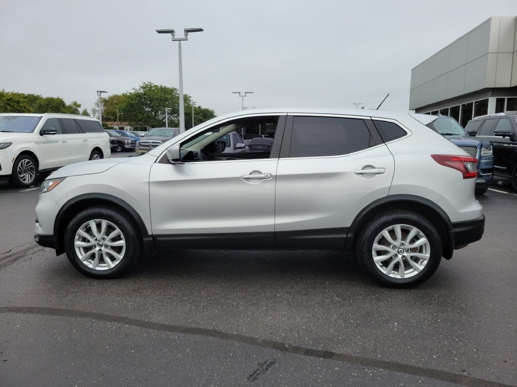 Used 2020 Nissan Rogue Sport S w/ Appearance Package AWD/4WD image 7