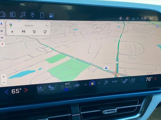 New 2025 Chevrolet Equinox EV LT w/ Convenience Package II image 13