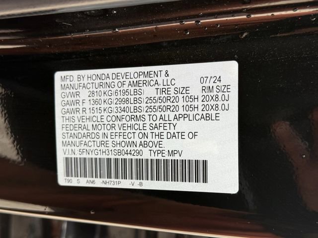 Used 2025 Honda Pilot Sport image 36