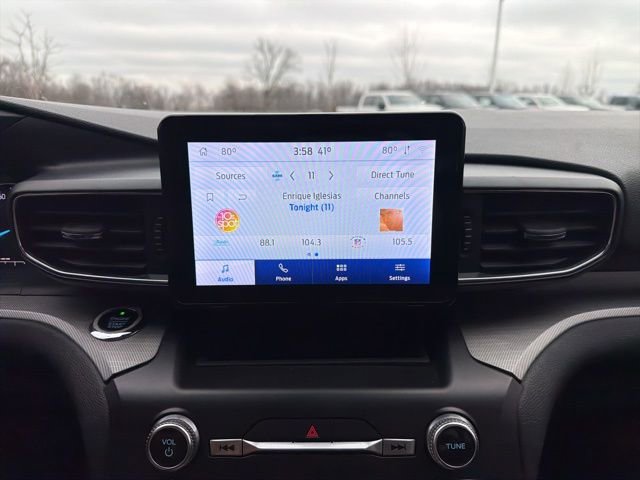 Certified 2020 Ford Explorer XLT w/ Equipment Group 202A image 29