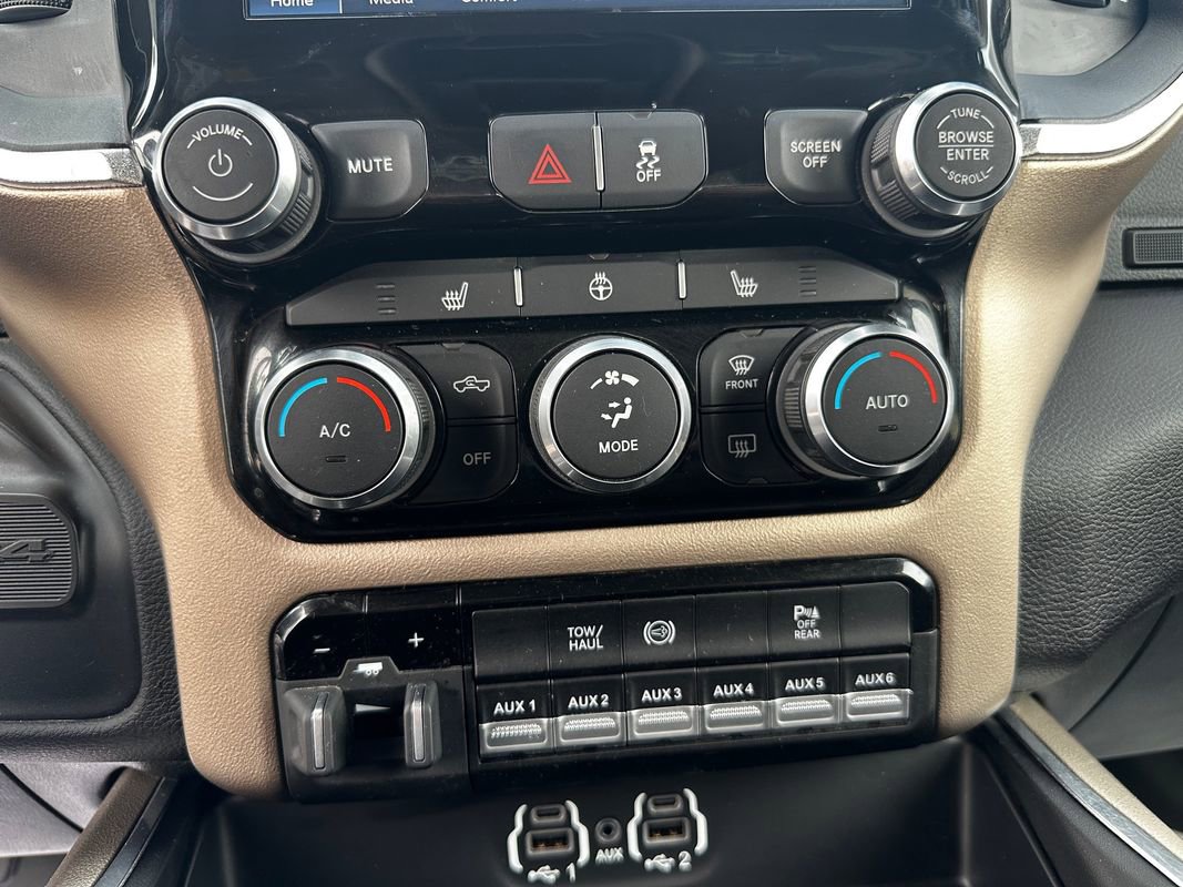 Used 2023 RAM 3500 Laramie w/ Snow Chief Group AWD/4WD image 17
