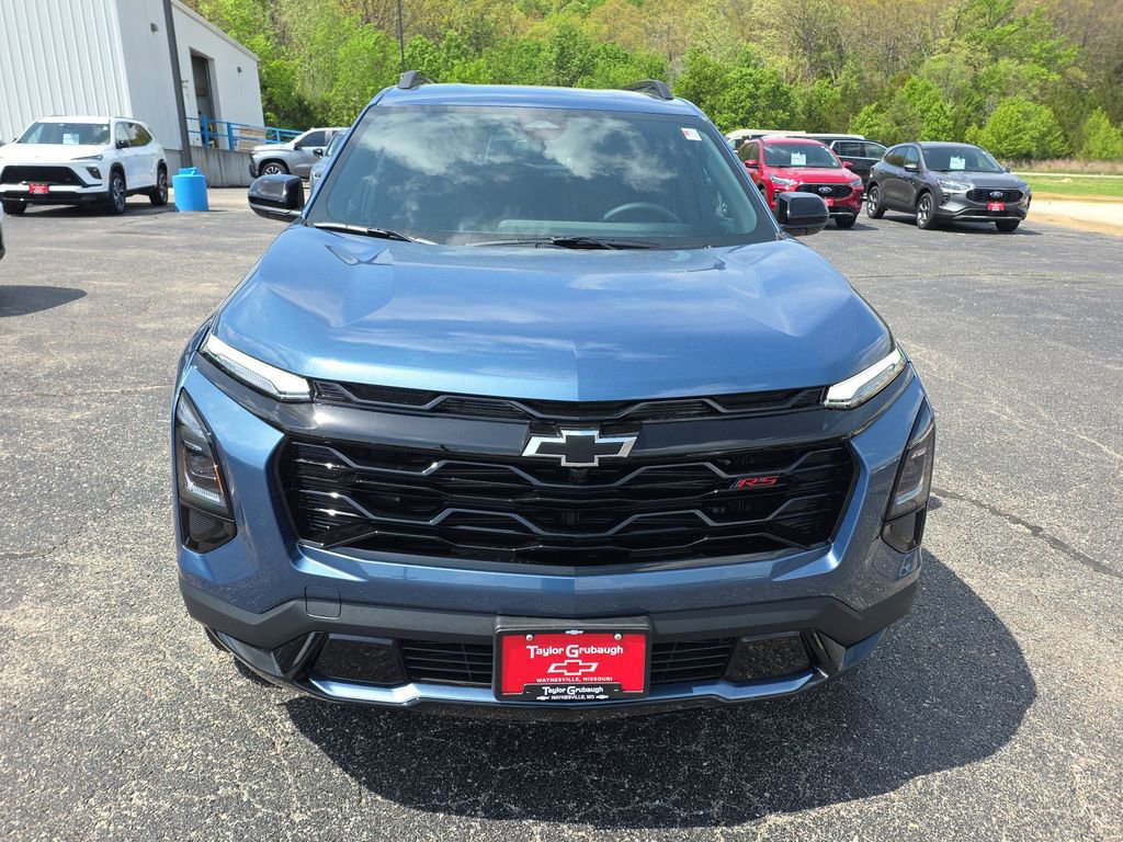 New 2026 Chevrolet Equinox RS w/ Convenience Package III FWD image 3