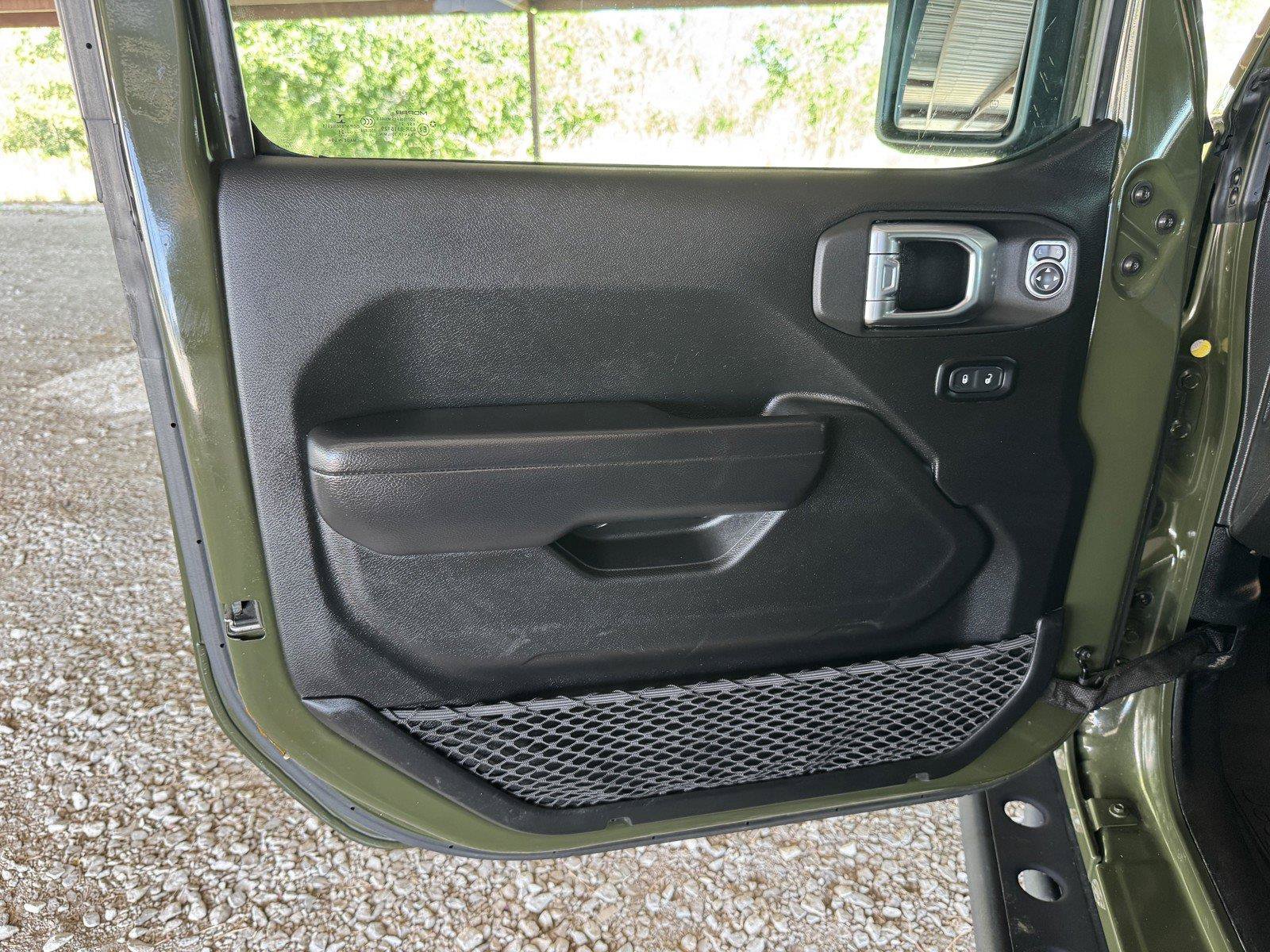 Used 2021 Jeep Wrangler Sport AWD/4WD image 25