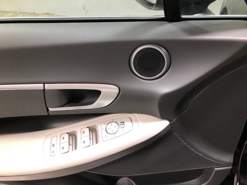 New 2026 Hyundai Sonata SE FWD image 19