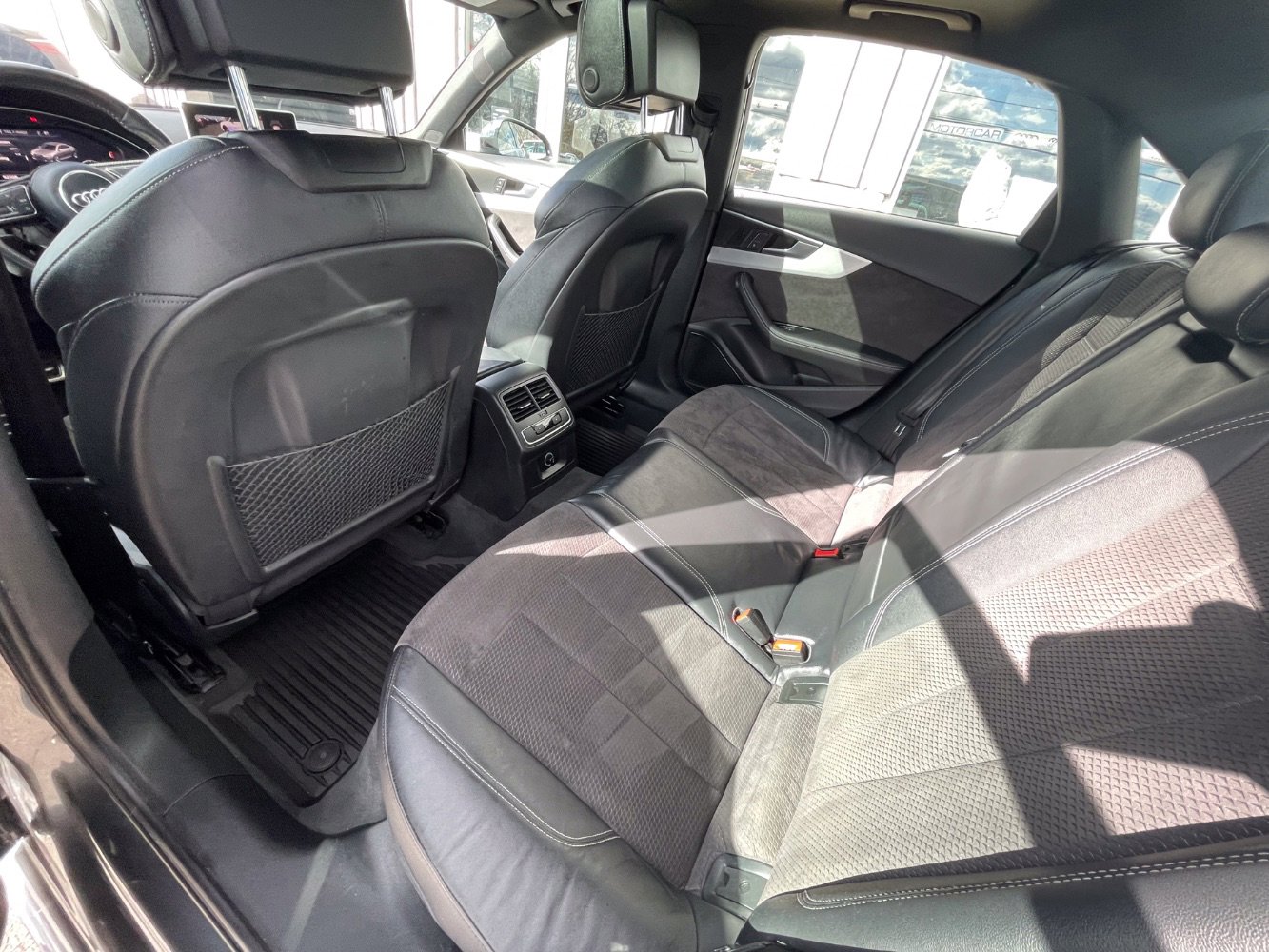 Used 2017 Audi A4 2.0T Premium Plus w/ Premium Plus Package image 27