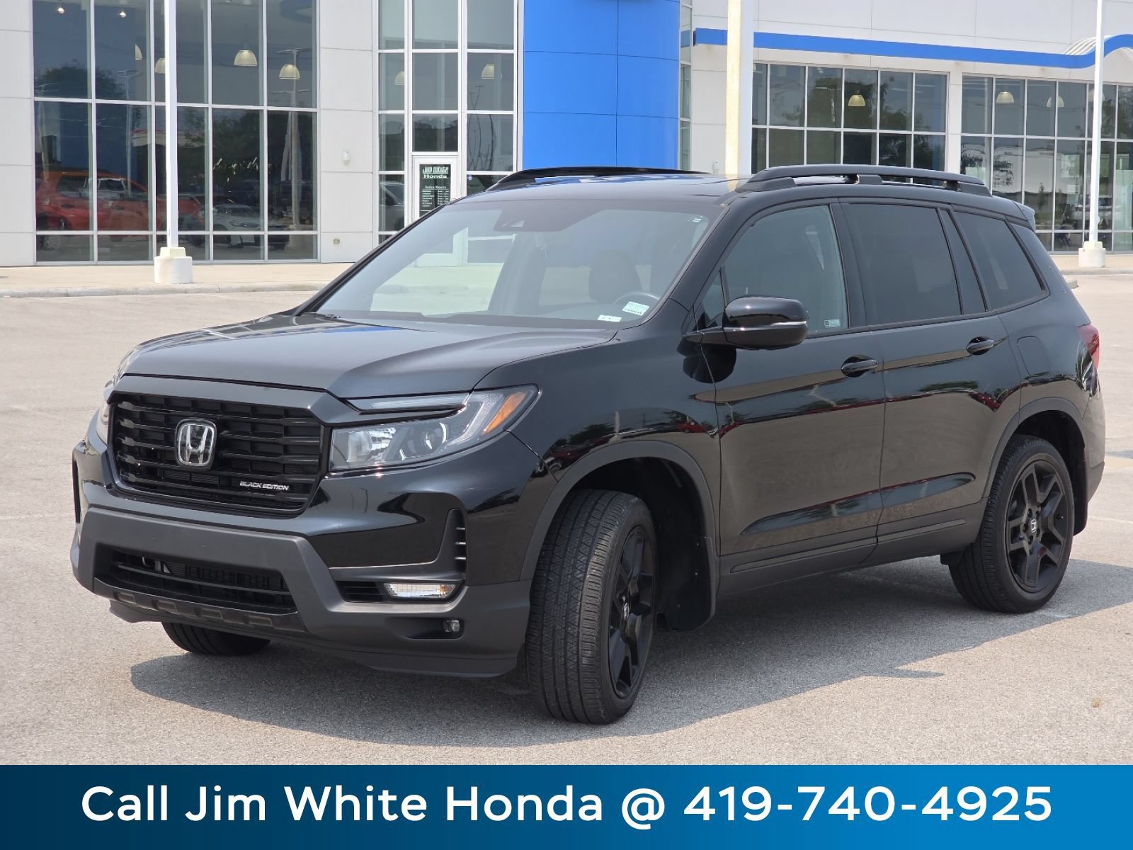 Used 2024 Honda Passport Black Edition image 12