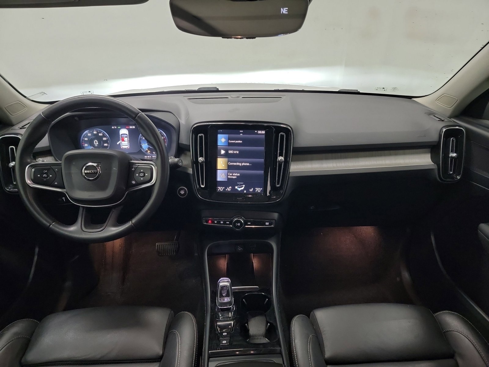 Used 2020 Volvo XC40 T5 Inscription w/ Protection Package Premier image 15