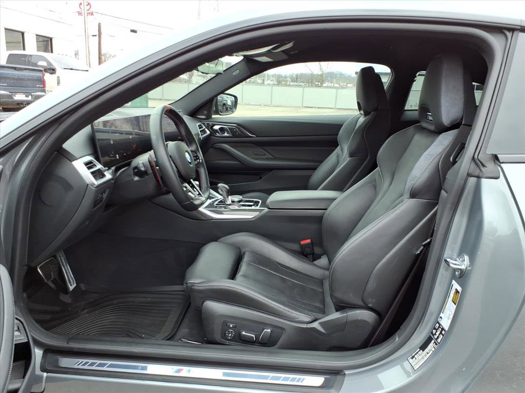 Used 2025 BMW M4 xDrive Competition AWD/4WD image 11