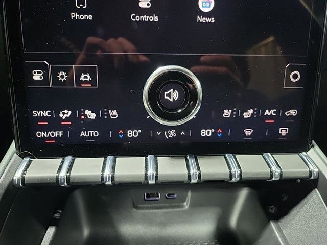 New 2026 GMC Terrain AT4 w/ Convenience Package III image 14