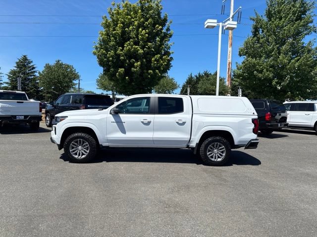 Used 2023 Chevrolet Colorado LT w/ LT Convenience Package II AWD/4WD image 2