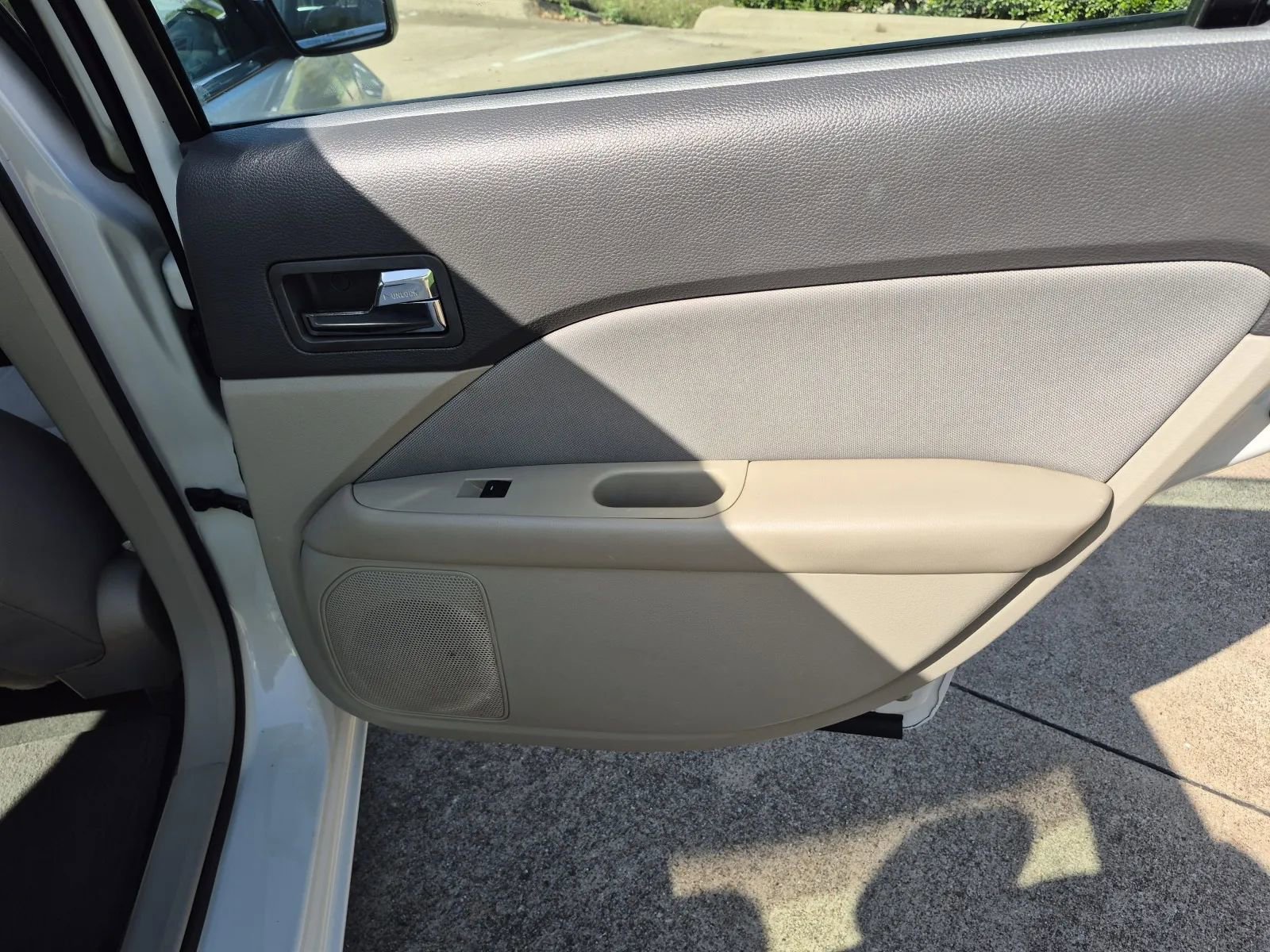 Used 2012 Ford Fusion SE FWD image 17