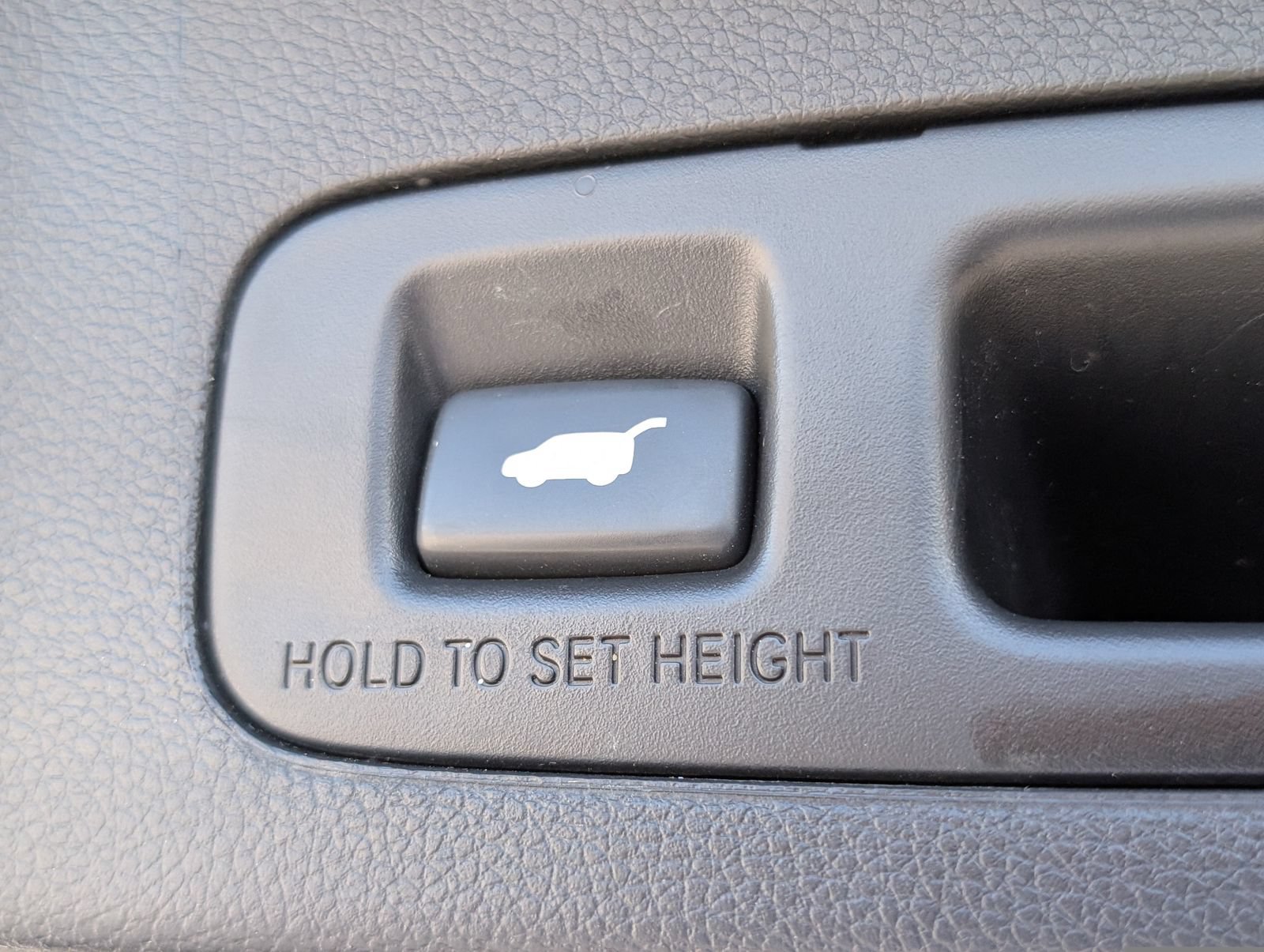 Used 2020 Honda CR-V EX-L image 14