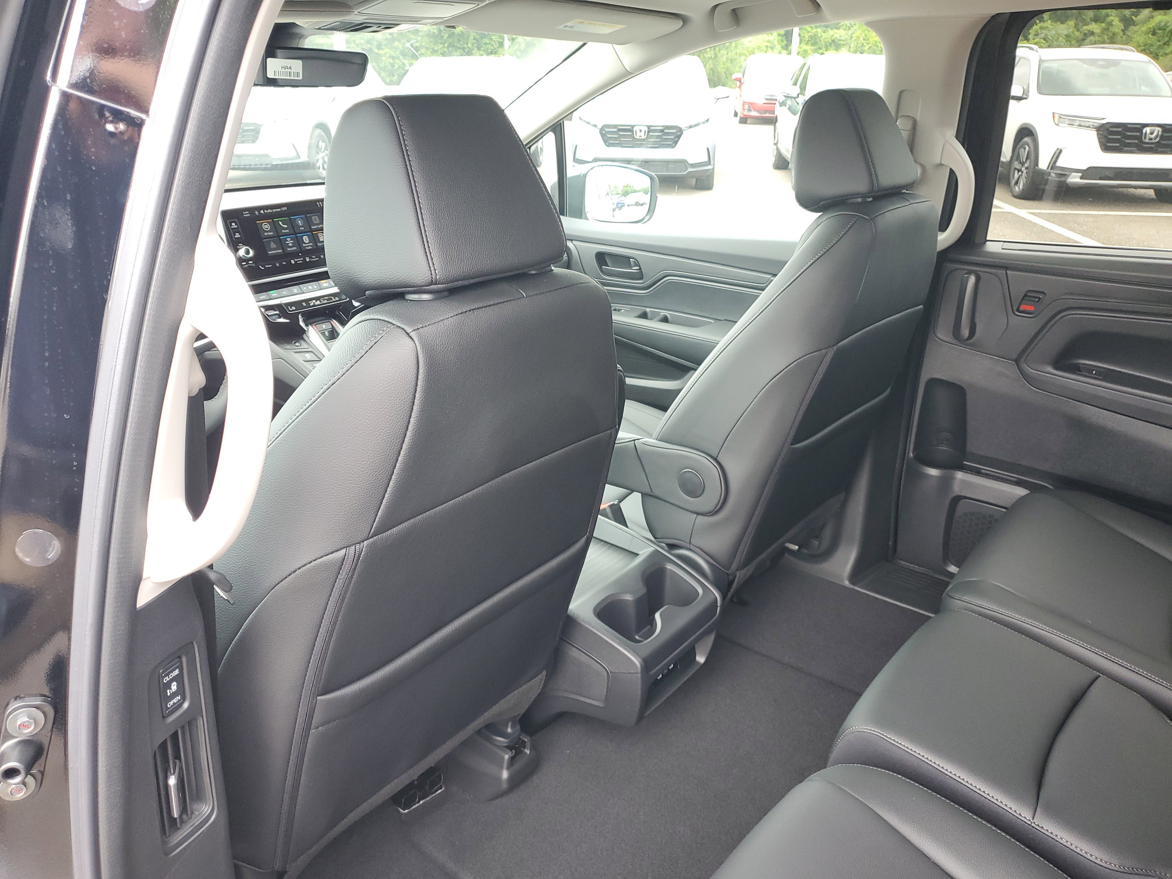 New 2026 Honda Odyssey EX-L image 9