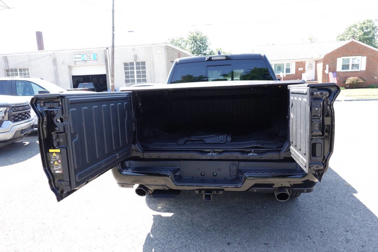 Used 2024 RAM 1500 Limited image 15
