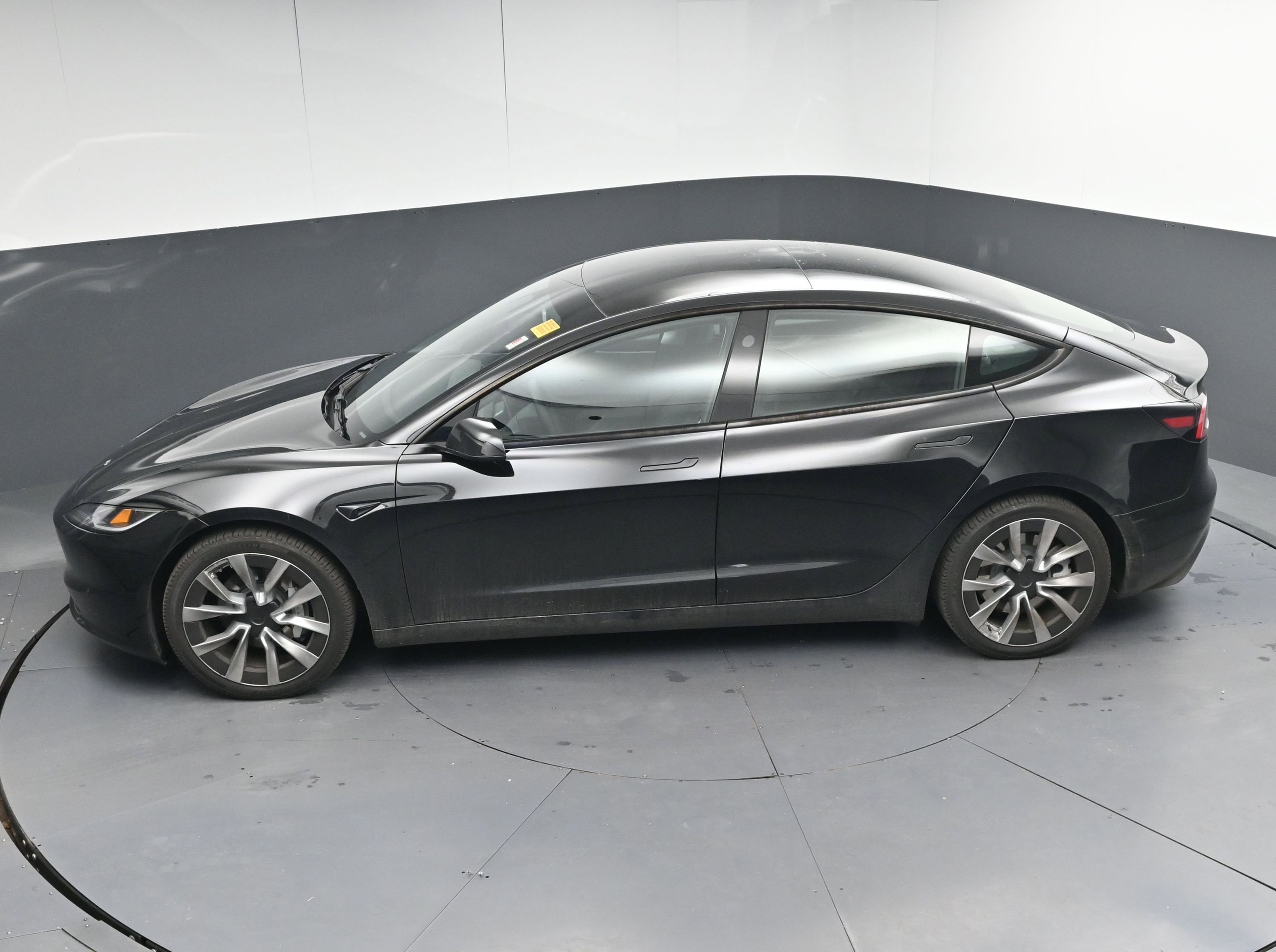 Used 2024 Tesla Model 3 Base image 34
