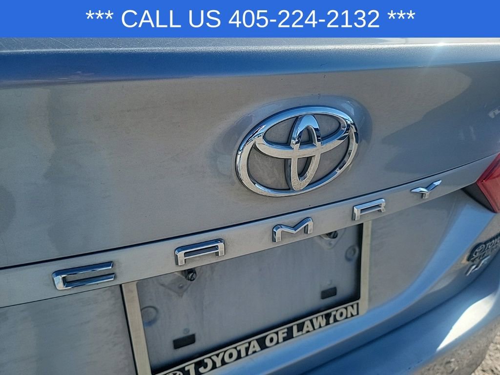 Used 2020 Toyota Camry LE image 9