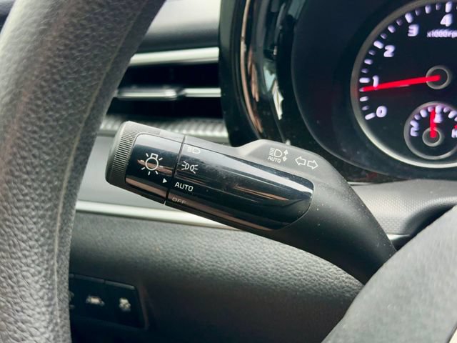 Used 2023 Kia K5 LXS FWD image 23
