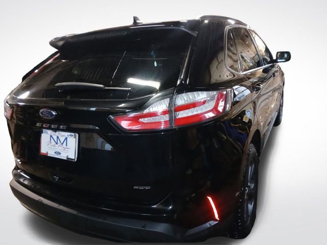 Used 2023 Ford Edge SEL w/ Sport Appearance Package image 9