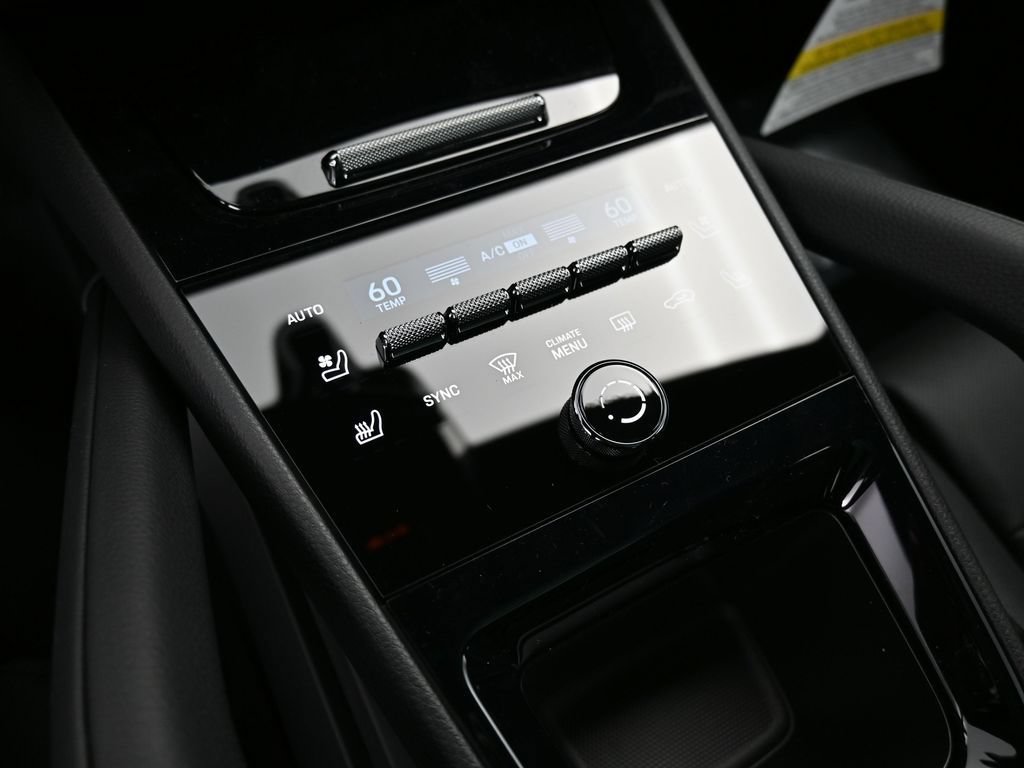 Certified 2026 Porsche Cayenne E-Hybrid AWD/4WD image 23