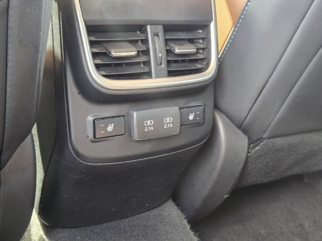 Used 2020 Subaru Outback Touring XT AWD/4WD image 15