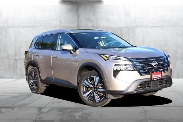 Certified 2025 Nissan Rogue SL w/ Tech Package AWD/4WD image 2