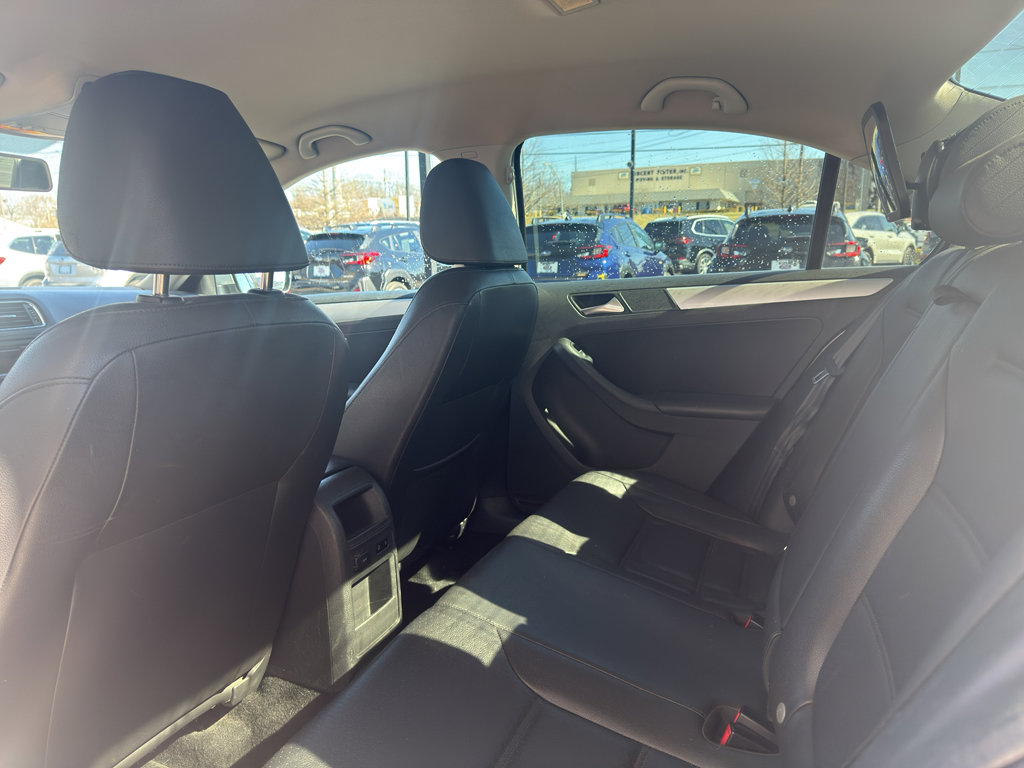 Used 2013 Volkswagen Jetta SE image 10