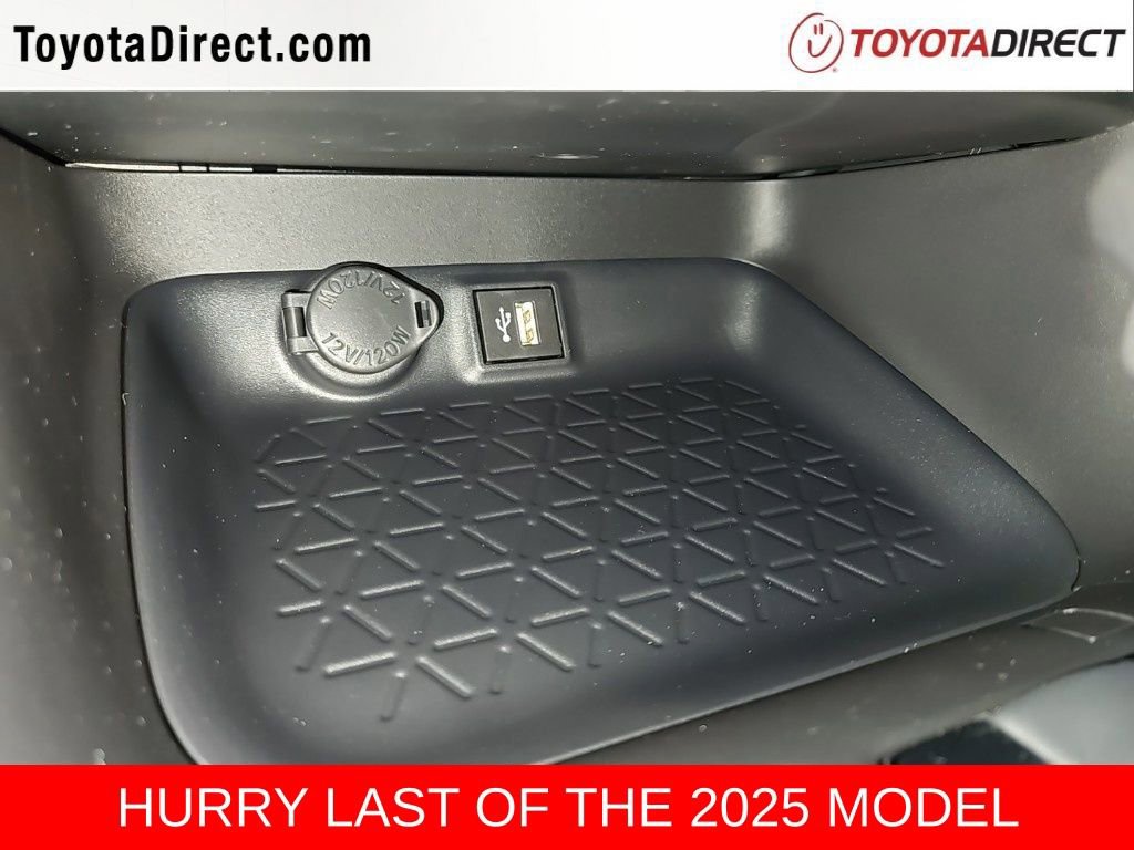 New 2025 Toyota RAV4 XLE image 13