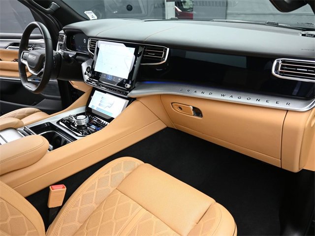 Used 2023 Jeep Grand Wagoneer Series III image 30