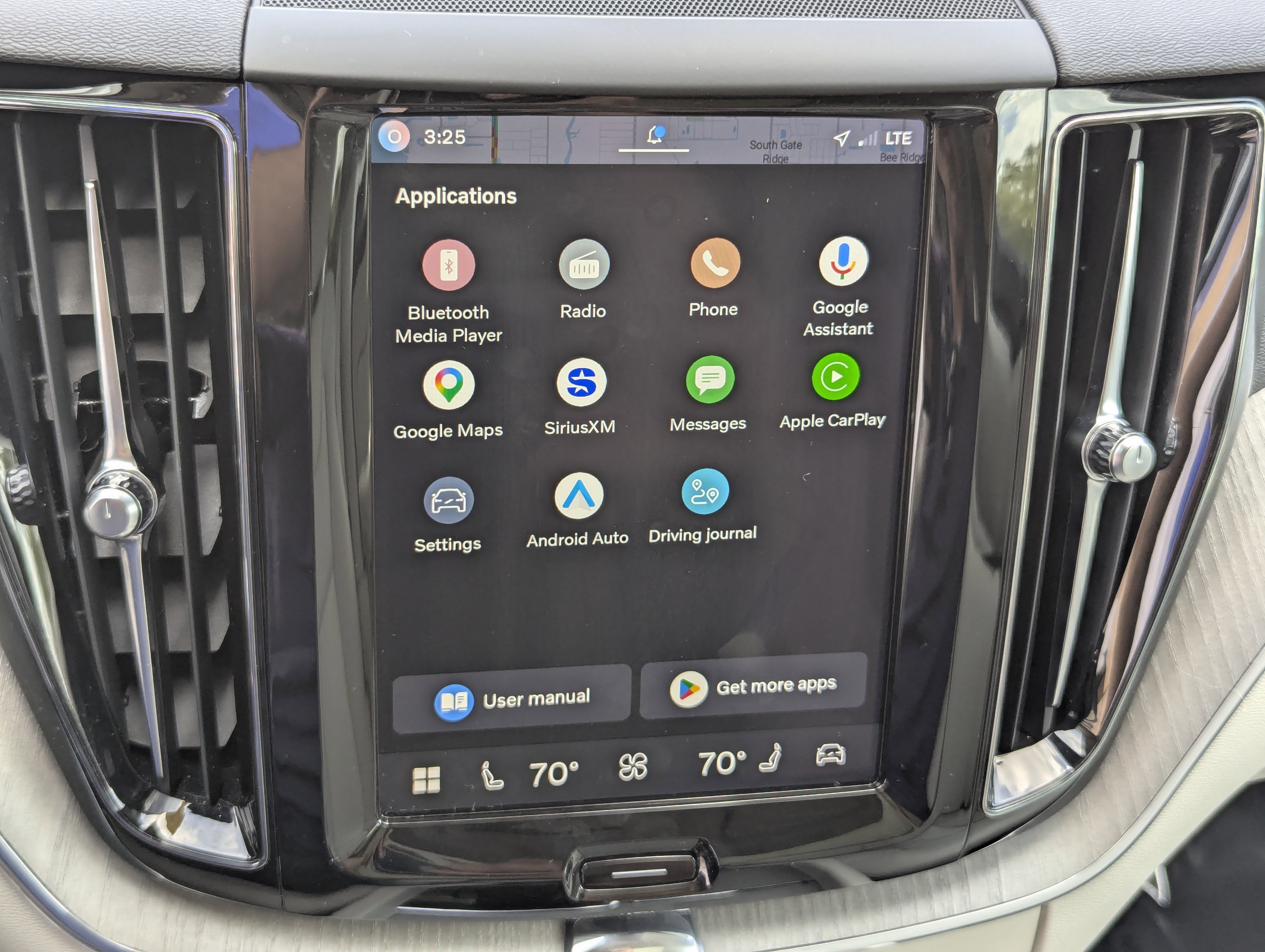 Used 2024 Volvo XC60 B5 Plus w/ Protection Package Premier AWD/4WD image 25