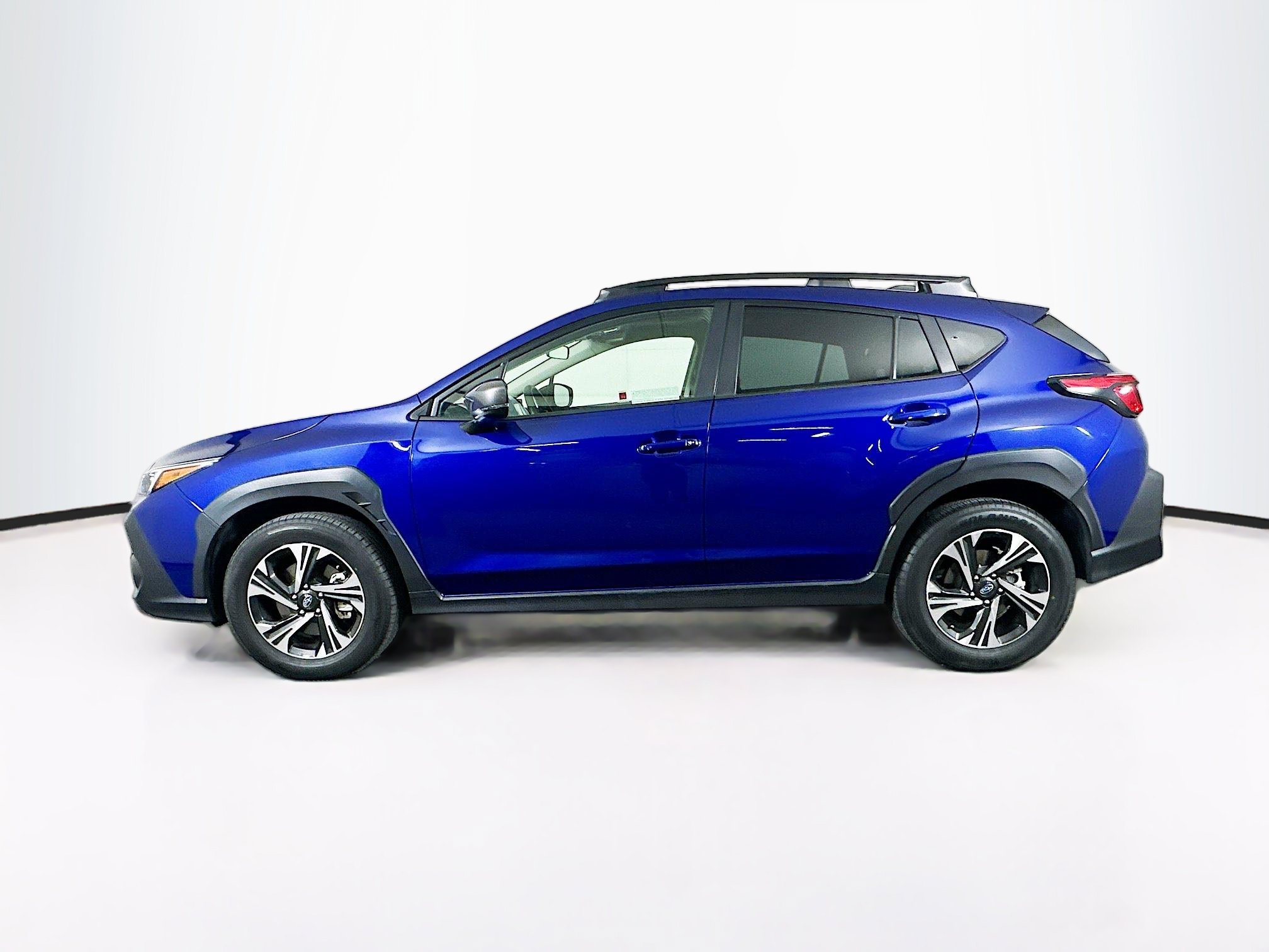 Used 2025 Subaru Crosstrek 2.5i Premium AWD/4WD image 4