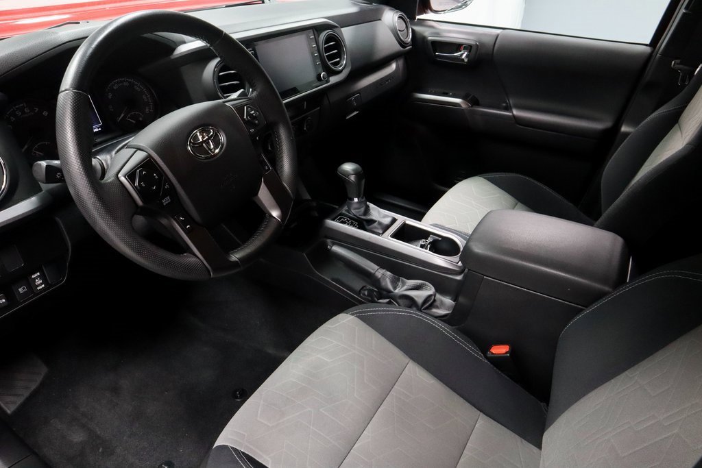 Used 2022 Toyota Tacoma TRD Sport image 22