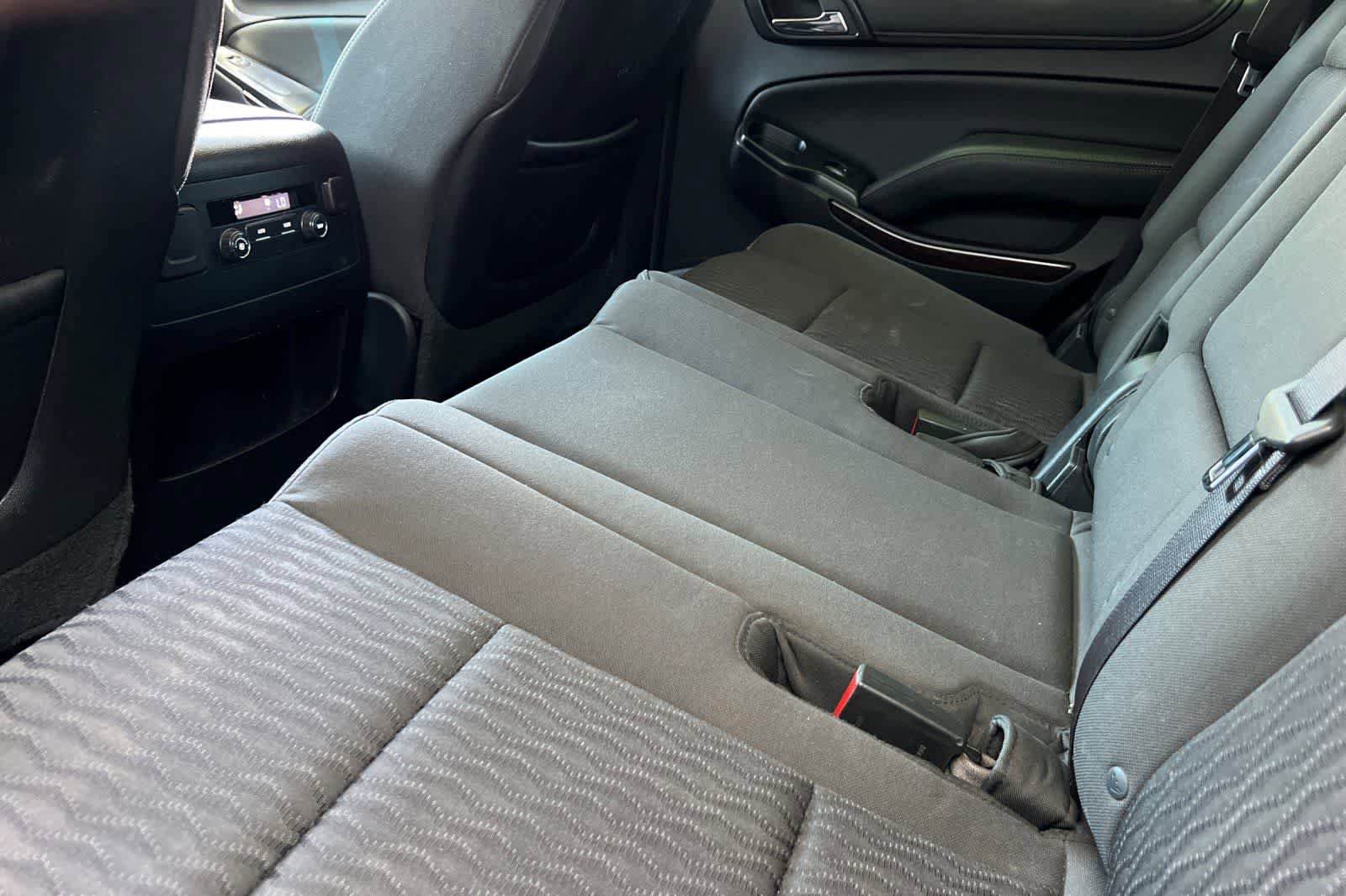 Used 2015 GMC Yukon SLE RWD image 5