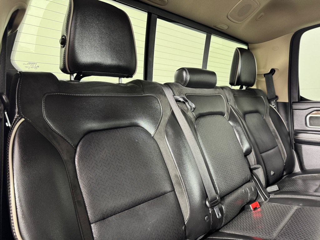 Used 2019 RAM 1500 Laramie AWD/4WD image 23