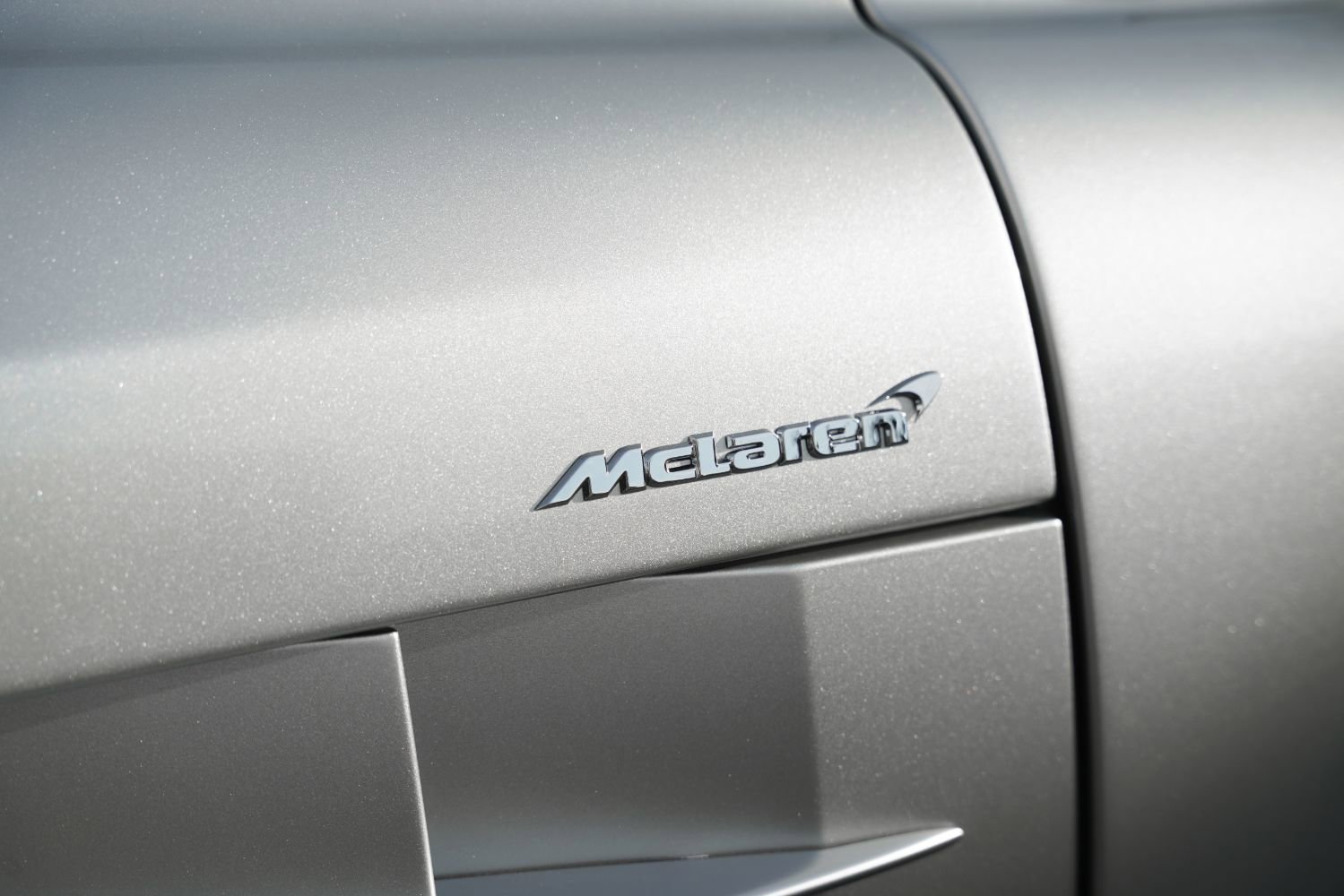 Used 2005 Mercedes-Benz SLR Coupe image 2