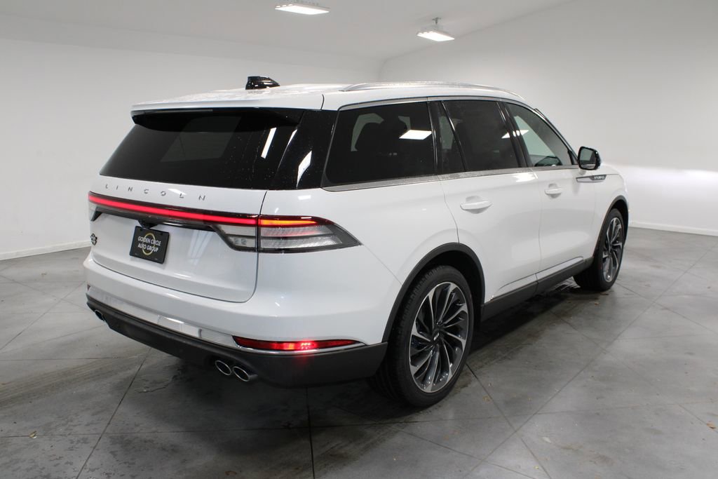 New 2026 Lincoln Aviator Reserve image 8