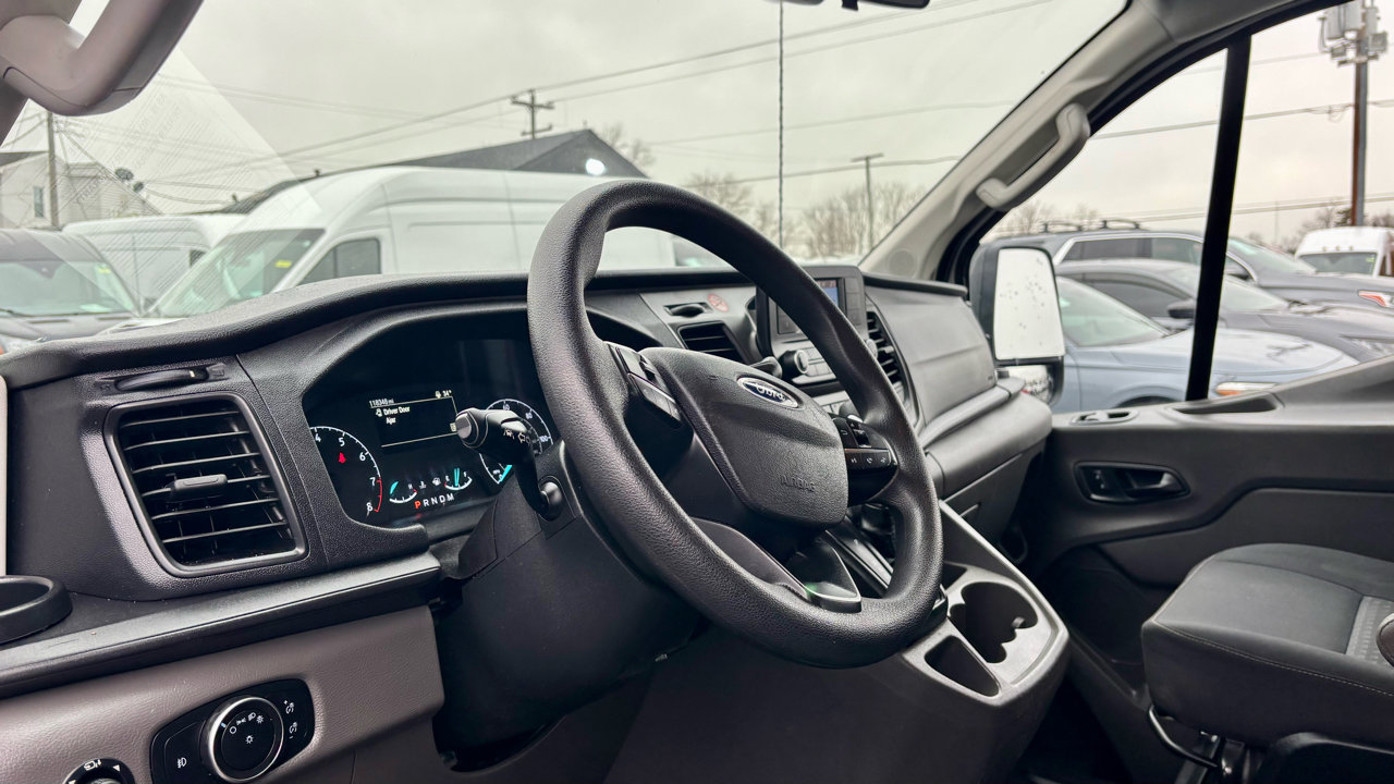 Used 2020 Ford Transit 350 XLT image 4