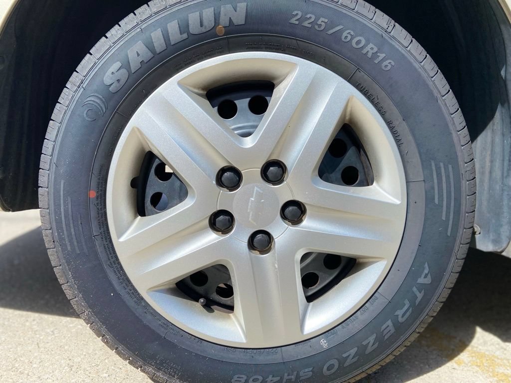 Used 2009 Chevrolet Impala LS FWD image 11