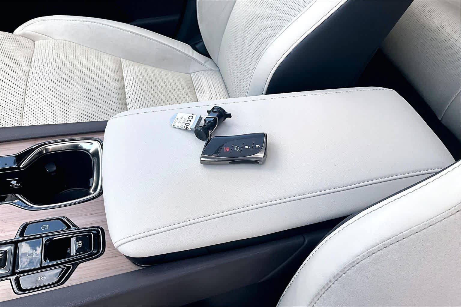 Used 2023 Lexus RX 350 FWD w/ Accessory Package (Z1) image 14